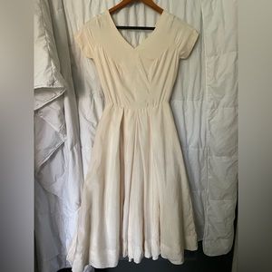 Vintage 1950s Peach or Cream V-Neck Swing Dress